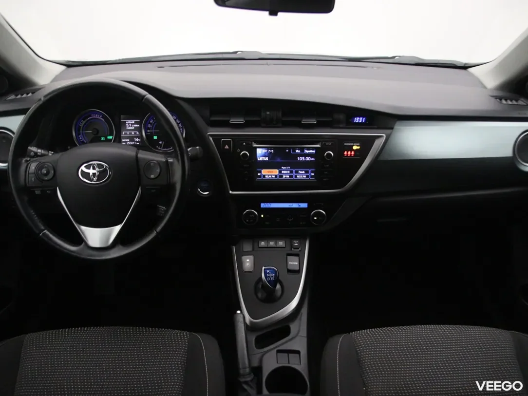 Toyota Auris 1.8 100kW