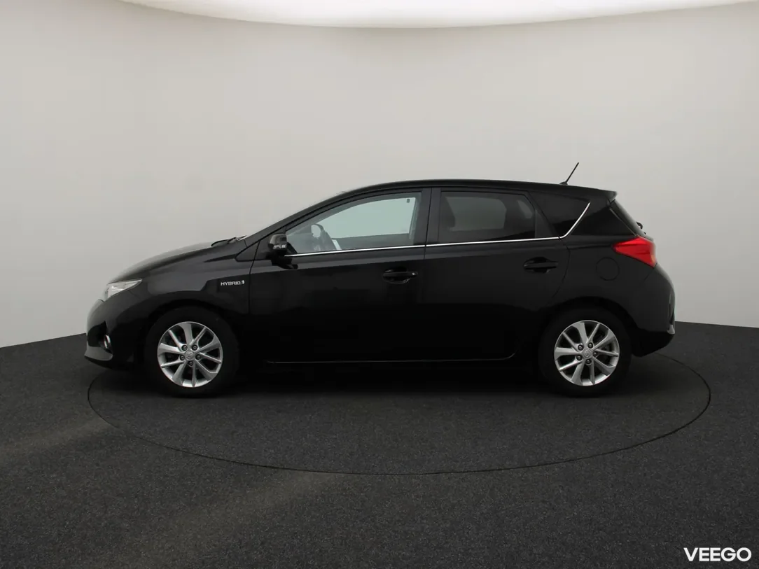 Toyota Auris 1.8 100kW