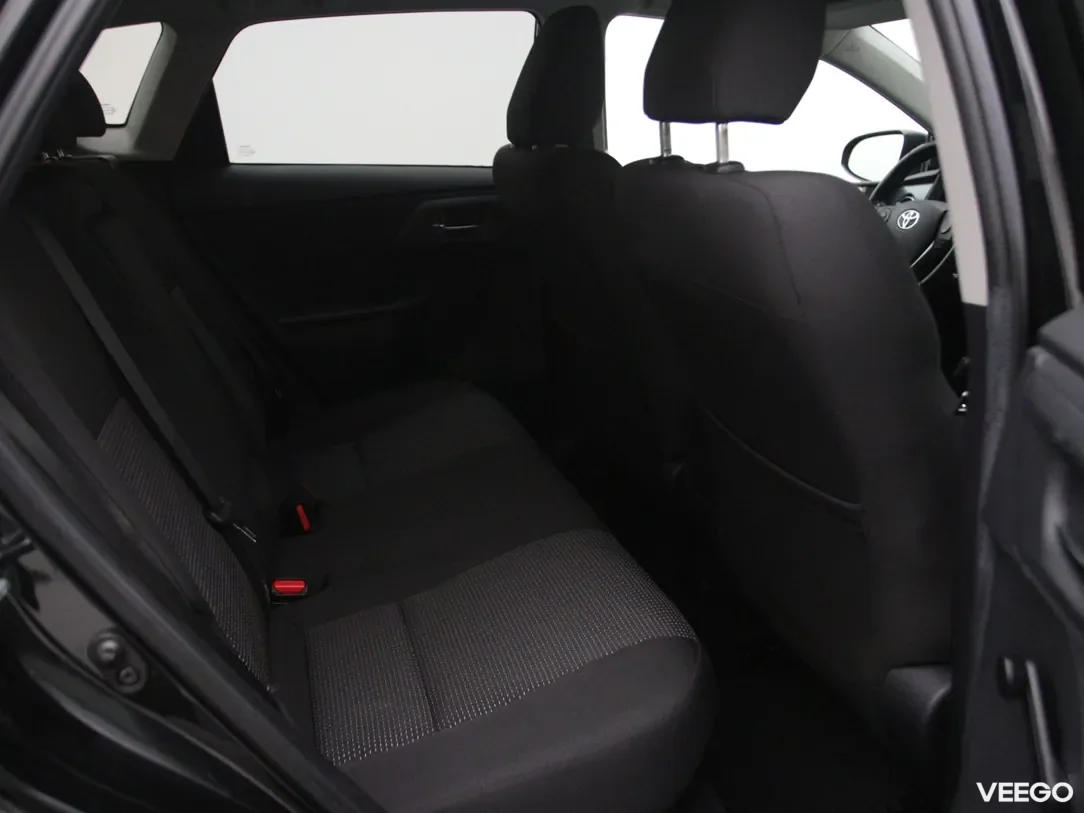 Toyota Auris 1.8 100kW