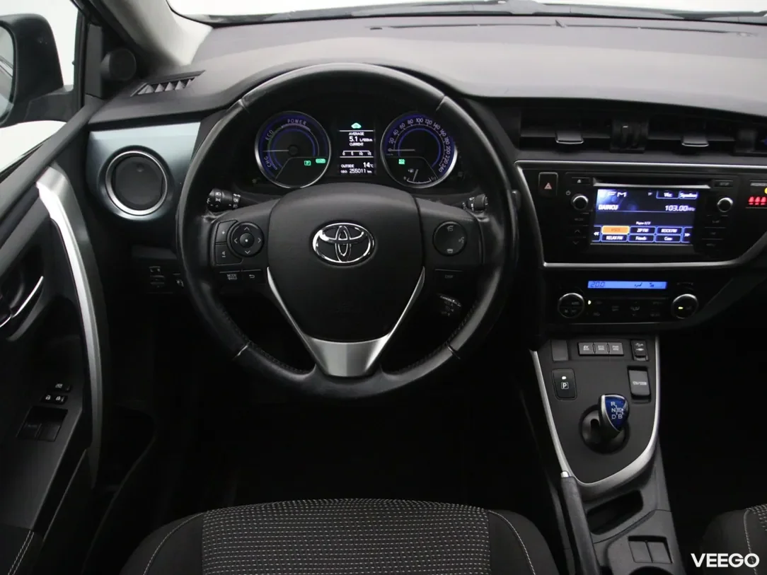 Toyota Auris 1.8 100kW
