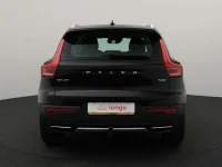 Volvo XC40 2 140kW thumbnail