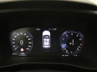Volvo XC40 2 140kW thumbnail