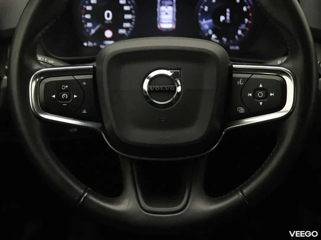 Volvo XC40 2 140kW