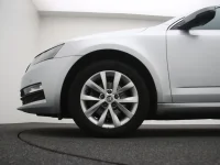 Skoda Octavia 1.5 110kW thumbnail