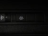 Peugeot 3008 1.2 96kW thumbnail