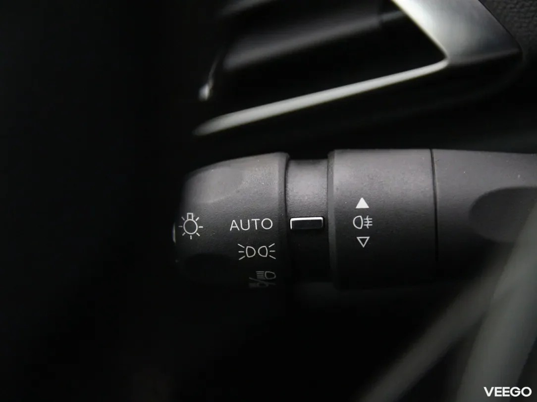 Peugeot 3008 1.2 96kW
