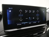 Peugeot 3008 1.2 96kW thumbnail