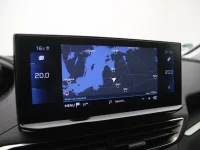 Peugeot 3008 1.2 96kW thumbnail
