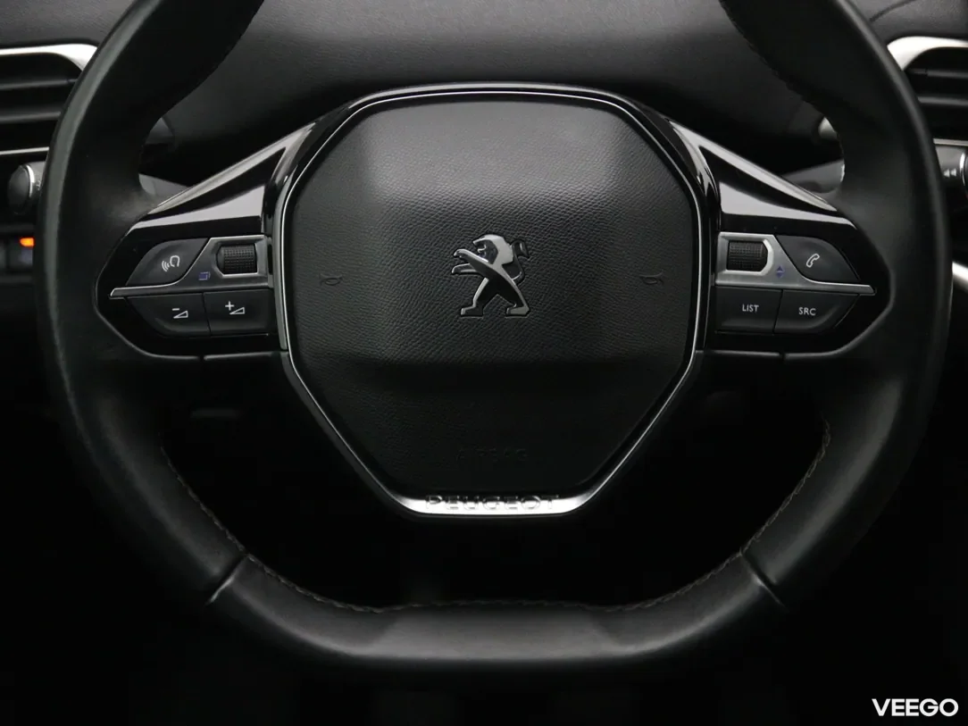 Peugeot 3008 1.2 96kW