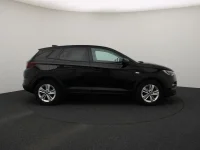 Opel Grandland X 1.2 96kW thumbnail