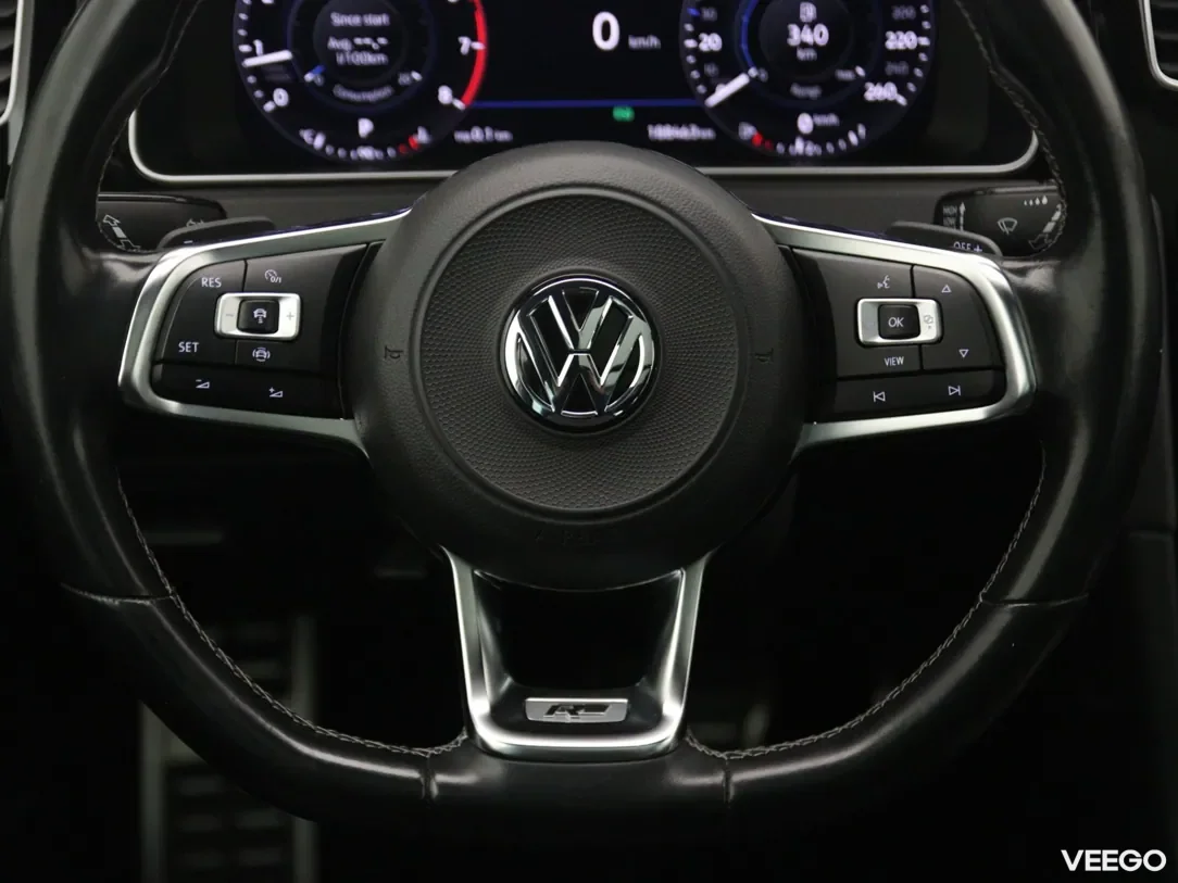 Volkswagen Golf 1.5 110kW
