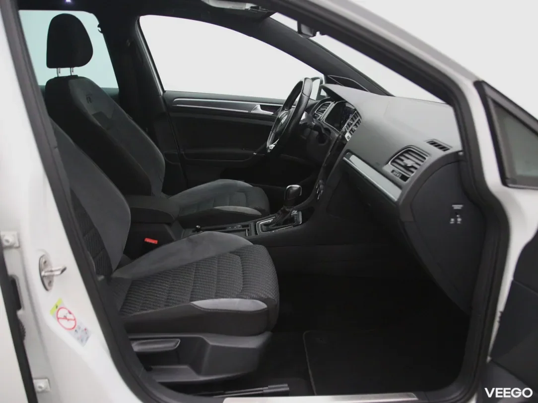 Volkswagen Golf 1.5 110kW