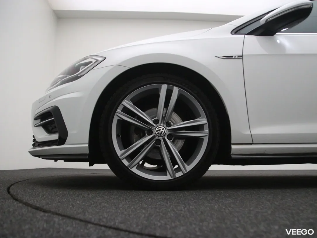 Volkswagen Golf 1.5 110kW