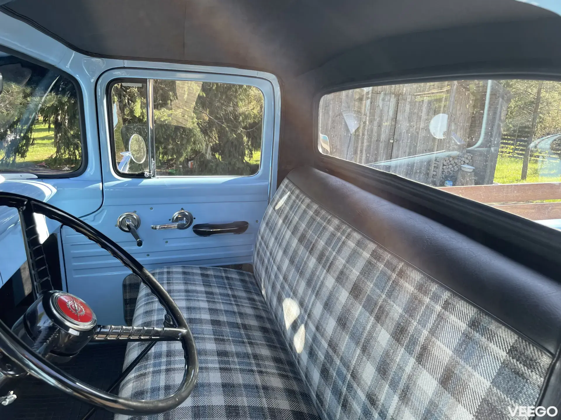 Ford F100 4.5 128kW